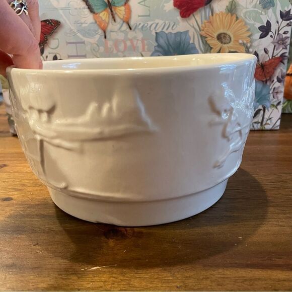 Vintage Haeger pottery Horse drawn sleigh white bow or planter - Picture 7 of 10